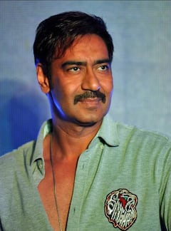 कोई है 12वीं पास तो किसी ने की इंजीनियरिंग, अमिताभ बच्चन से लेकर शाहरुख खान तक, जानें कितने पढ़े-लिखे हैं आपके फेवरेट स्टार्स?