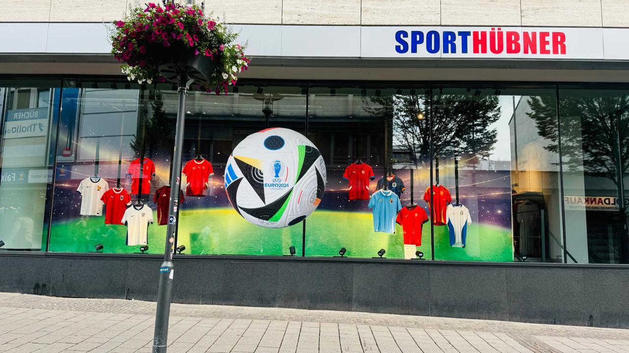 Euro Cup Exclusive: জিতেও প্রতিপক্ষকে সম্মান, জার্মানিতে ফুটবল উন্মাদনার বিরল ছবি দেখে মুগ্ধ বঙ্গসন্তান