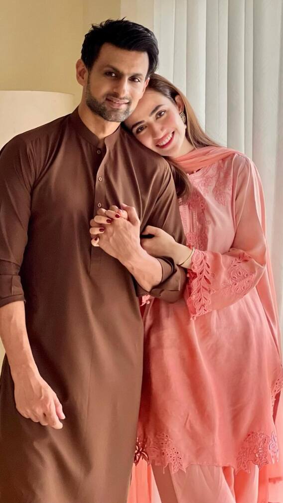 तिसऱ्या बायकोसोबत शोएब मलिकने साजरी केली बकरी ईद!