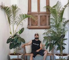 मुंबई में 10 करोड़ का घर, टोरंटो में आलीशान बंगला, महंगी गाड़ियों का कलेक्शन, महाराजा जैसी जिंदगी जीते हैं Diljit Dosanjh