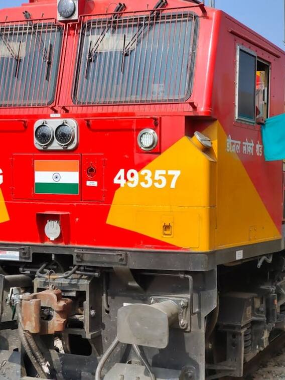 भारत के इन स्टेशन से विदेश जाती हैं ट्रेनें, पता हैं इनके नाम?