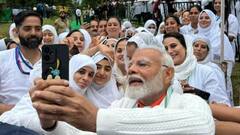 Yoga Day 2024 Photos: ਡਲ ਝੀਲ 'ਤੇ ਪੀਐਮ ਮੋਦੀ ਨੇ ਔਰਤਾਂ ਨਾਲ ਲਈ ਸੈਲਫੀ, ਦੇਖੋ ਖੂਬਸੂਰਤ ਤਸਵੀਰਾਂ