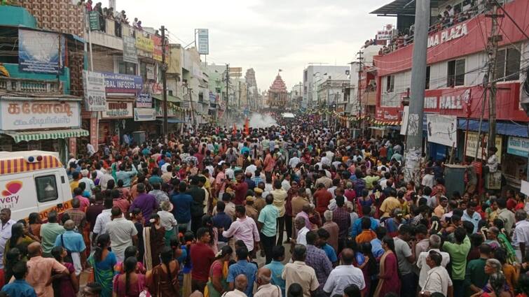 Nellaiappar temple car festival lots of devotees participation in Tirunelveli - TNN ‘விண்ணை முட்டும் அரகர மகாதேவா கோஷம்’  தந்தை நெல்லையப்பருக்கு உதவிய திருச்செந்தூர் முருகன்...! பூரிப்பில் பக்தர்கள்..!