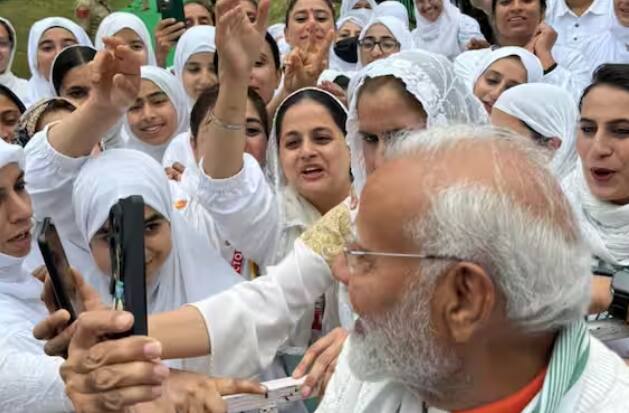 ਉਨ੍ਹਾਂ ਨੇ ਇਹ ਤਸਵੀਰਾਂ ਸੋਸ਼ਲ ਮੀਡੀਆ 'ਤੇ ਵੀ ਸ਼ੇਅਰ ਕੀਤੀਆਂ ਹਨ।