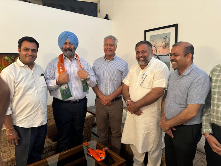 Akali leader Sukhwinderpal Singh Garcha joined BJP Punjab politics: ਭਾਜਪਾ ਨੇ ਮੁੜ ਅਕਾਲੀ ਦਲ 'ਚ ਲਾਇਆ ਸੰਨ੍ਹ, ਪੱਟ ਲਿਆਂਦੇ ਟਕਸਾਲੀ ਲੀਡਰ ! ਜਾਣੋ ਕੌਣ ਨੇ ਸੁਖਵਿੰਦਰਪਾਲ ਗਰਚਾ