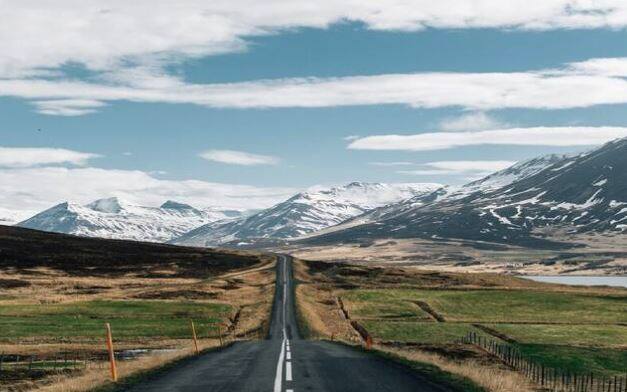 IRCTC Ladakh Tour: IRCTC ਲੱਦਾਖ ਦਾ ਦੌਰਾ ਕਰਨ ਲਈ ਇੱਕ ਸ਼ਾਨਦਾਰ ਟੂਰ ਪੈਕੇਜ ਲੈ ਕੇ ਆਇਆ ਹੈ। ਇਸ ਪੈਕੇਜ ਦਾ  Incredible Ladakh with IRCTC LTC Approved Ex Chandigarh ਹੈ।