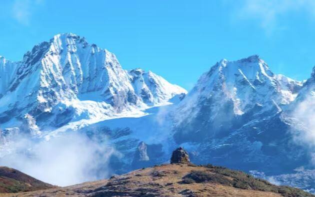 इस पैकेज में लेह, शाम वैली, लेह, नुब्रा, तुरतुक, थांग जीरो पॉइंट, नुब्रा, पैंगोंग घूमने का मौका है।