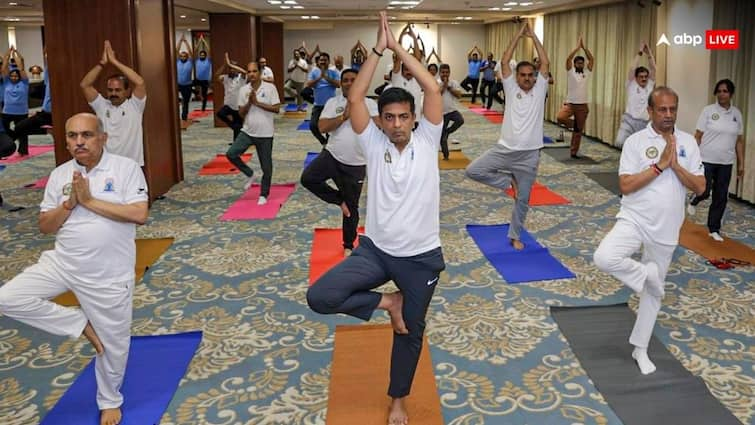 भारत ने दिखाई राह तो दुनिया ने किया योगा, जानें Yoga Day पर CJI चंद्रचूड़ ने क्या कहा