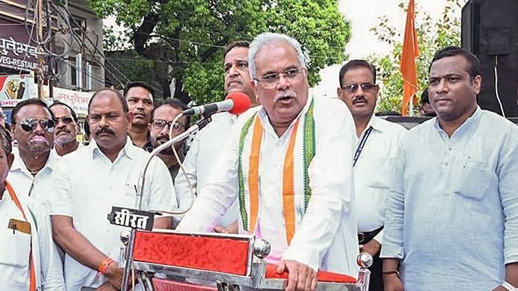 Bhupesh Baghel targets BJP over NEET result 2024 Congress protested in Chhattisgarh WATCH: 'पेपर लीक क्यों नहीं रुकवाए पापा', NEET रिजल्ट पर भूपेश बघेल पूछा, उठाए ये पांच सवाल