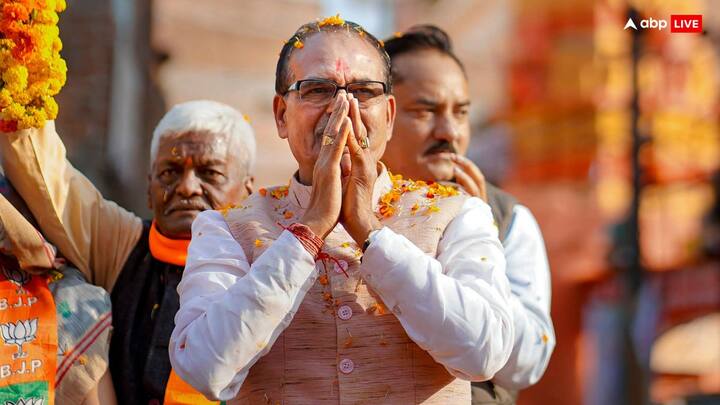 शिवराज सिंह चौहान बुधनी से पांच बार जीत चुके हैं. उन्होंने साल 2006, 2008, 2013, 2018 और फिर 2023 में वहां से जीत हासिल की. हालांकि, केंद्र में मंत्रालय मिलने के बाद उन्हें यह सीट छोड़नी पड़ी.