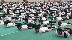 PHOTOS: अंतरराष्ट्रीय योग दिवस पर पटना में दिखा कुछ अलग नजारा, सम्राट चौधरी ने दिया बड़ा संदेश