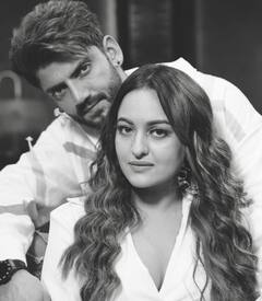 होने वाले दामाद जहीर को लगाया गले, साथ में दिए पोज, शत्रुघ्न सिन्हा के चेहरे पर दिखी बेटी सोनाक्षी की शादी की खुशी