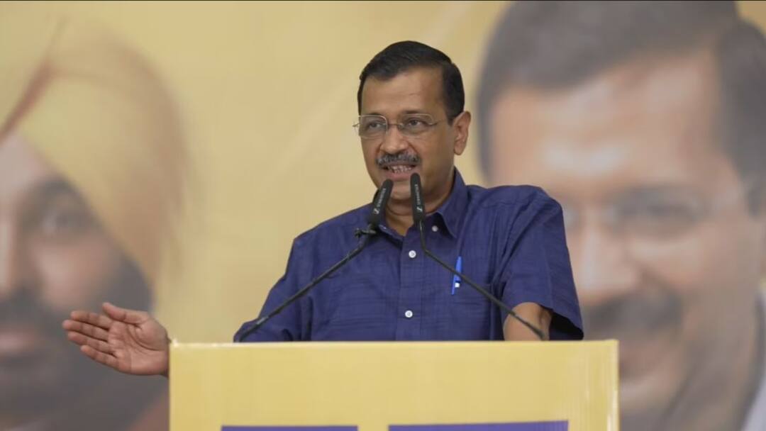 Setback for Kejriwal as Delhi High Court puts his bail on hold Arvind Kejriwal: అరవింద్ కేజ్రీవాల్‌కి మళ్లీ ఝలక్, బెయిల్‌పై స్టే విధించిన హైకోర్టు - అప్పటి వరకూ జైల్లోనే