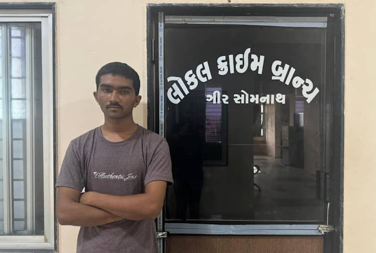 Gir Somnath Local Crime Branch nabs fugitive accused of POCSO kidnapping પોલીસ સ્ટેશનમાંથી ભાગેલા આરોપીને ગીર સોમનાથ લોકલ ક્રાઇમ બ્રાન્ચે ઝડપી પાડ્યો