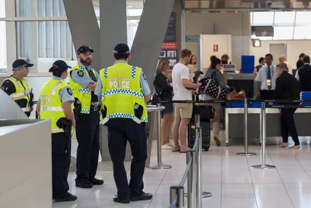 Woman stopped at Australian airport trying to take own heart in her hand luggage ਜਦੋਂ ਆਪਣਾ ਹੀ ਦਿਲ ਹੱਥ 'ਚ ਲੈ ਕੇ ਏਅਰਪੋਰਟ ਪਹੁੰਚੀ ਔਰਤ!