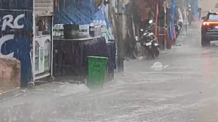 Rain in Ambaji of Banaskantha Gujarat Rain:  પૂનમના દિવસે યાત્રાધામ અંબાજીમાં વરસ્યો વરસાદ