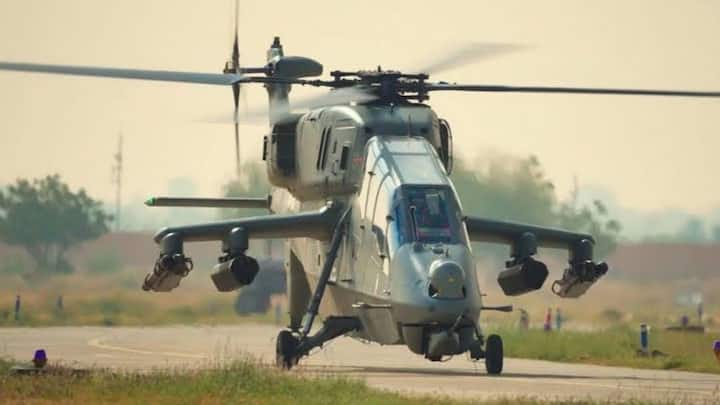 प्रचंड दुनिया का एकमात्र लड़ाकू हेलीकॉप्टर है, जो 5,000 मीटर (16,400 फीट) की ऊंचाई पर उतर और उड़ान भर सकता है. इस वजह से ये हेलीकॉप्टर ऊंचाई वाले इलाकों के लिए बहुत ही उपयोगी है. इसे सियाचिन और पूर्वी लद्दाख जैसे ऊंचाई वाले इलाकों में आसानी से तैनात किया जा सकता है.