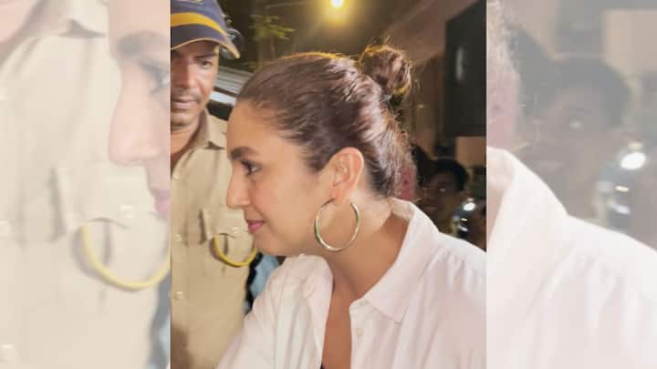 ২৩ জুন বিয়ে। তার আগে আজ পুজোর আয়োজন। অংশ নিতে হাজির হন অভিনেত্রীর বন্ধু অপর অভিনেত্রী হুমা কুরেশি।