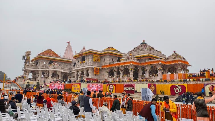 up news Did priest Pandit Laxmikant Dixit die because of wrong Muhurta of Ram Mandir Prana Pratishtha राम मंदिर प्राण प्रतिष्ठा का गलत मुहूर्त निकालने की वजह से हुआ पुरोहित का निधन? अब आई ये सफाई