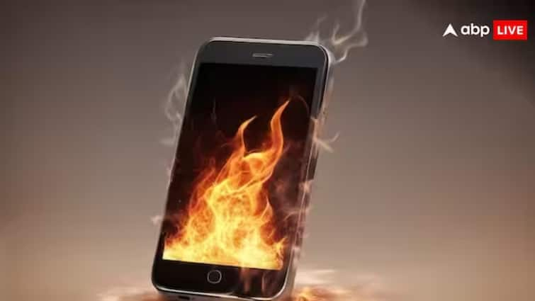 Smartphone Tips Five Signs indicate your phone is about to explode know tips here फटने वाला है आपका फोन! ये पांच संकेत जान लिए तो खुद ही हो जाएंगे सावधान