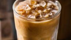 कोल्ड कॉफी पीने से शरीर में होने लगती है पानी की कमी, क्यों हेल्थ एक्सपर्ट इसे ज्यादा पीने से करते हैं मना?