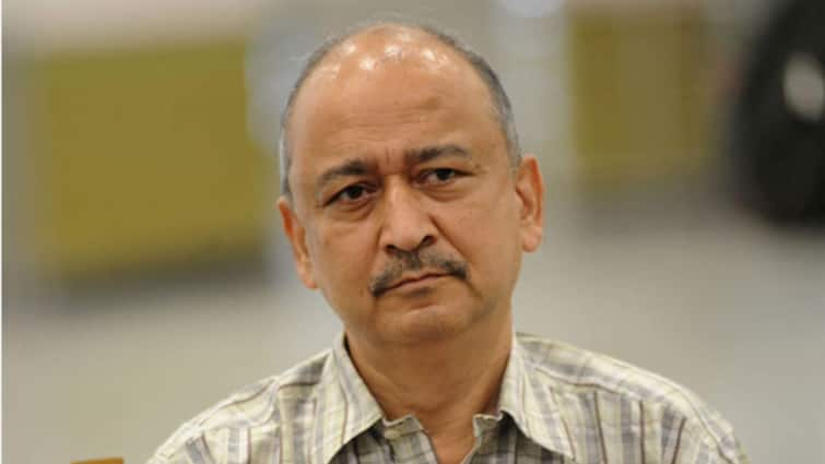 Subodh Kumar Singh shunted out of NTA while Pradeep Singh Kharola IAS appointed as DG NEET Paper Leak: पेपर लीक विवाद के बीच सरकार का बड़ा एक्शन, सुबोध कुमार को हटा कर प्रदीप सिंह को बनाया NTA का नया डीजी