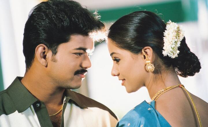 2000 ஆம் ஆண்டு செல்வா பாரதி இயக்கத்தில் விஜய் நடிப்பில் வெளிவந்த பிரியமானவளே படம். திருமணம் செய்து கொள்ள அக்ரீமெண்ட் செய்து கொண்டால் கணவன் மனைவி வாழ்கை எப்படி இருக்கும் என்பதை இயக்குநர் தெளிவாக விவரித்திருப்பர்.
