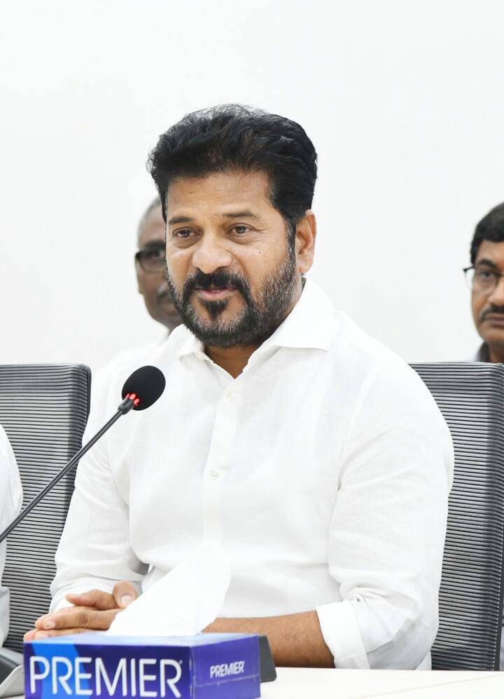 తన జీవితంలో ఈరోజు (జూన్ 21వ తేదీ) చారిత్రాత్మకమైన రోజు అని తెలంగాణ సీఎం రేవంత్ రెడ్డి ఆసక్తికర వ్యాఖ్యలు చేశారు.