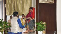 Sonakshi-Zaheer Wedding: বিয়ের আগের রাতে পুজো সারলেন কনের মা, উপস্থিত শত্রুঘ্ন-সোনাক্ষী, ছিলেন হুমা-সাকিবও