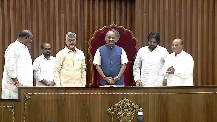 Ayyannapatra takes charge as Speaker of Andhra Pradesh Andhra Pradesh Speaker Ayyanna patrudu: ఏపీ స్పీకర్‌గా అయ్యన్న బాధ్యతల స్వీకరణ - ఆయన ఎప్పుడూ ఫైర్ బ్రాండేనన్న చంద్రబాబు