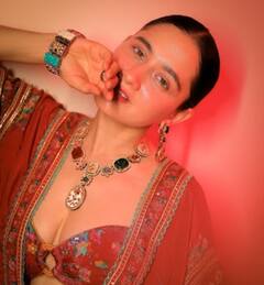 sanjeeda shaikh: એક્ટ્રેસ સંજિદા શેખે કરાવ્યું ગ્લેમરસ ફોટોશૂટ, જુઓ તસવીરો