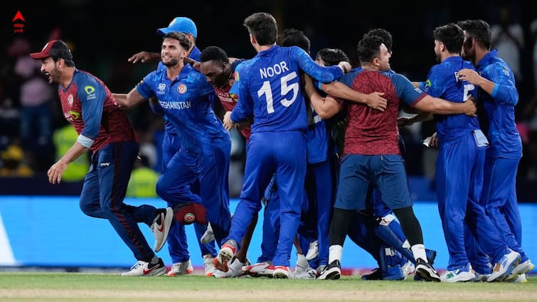 T20 World Cup 2024 Semi Final scenario after Afghanistan beat Australia India can still get knocked out T20 World Cup 2024: অজ়িদের বিরুদ্ধে আফগানদের জয়ে জমে গেল সেমিফাইনালের লড়াই, শেষ চারে পৌঁছতে কোন দলকে কী করতে হবে?