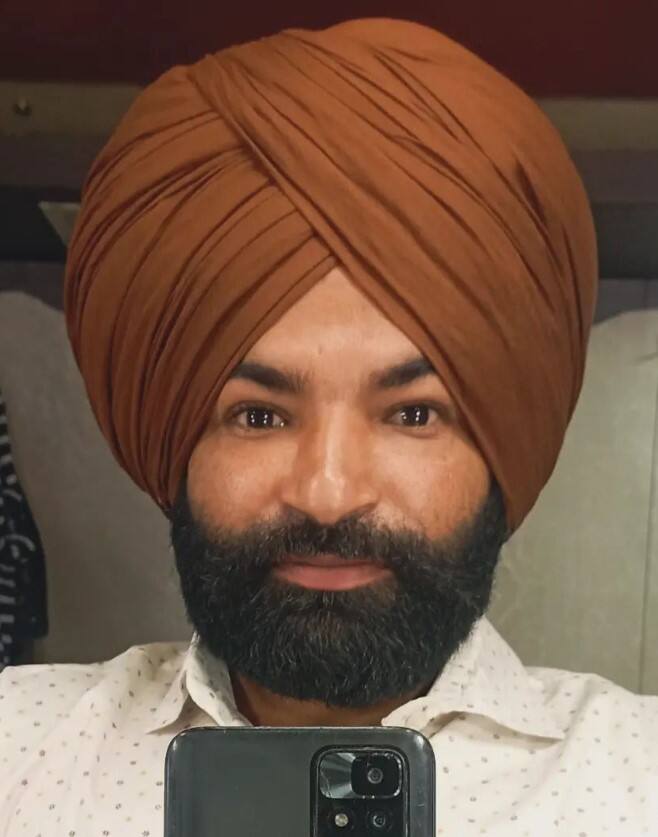 ਉਨ੍ਹਾਂ ਦੀ ਅਚਾਨਕ ਮੌਤ ਨਾਲ ਪੰਜਾਬੀ ਸਿਨੇਮਾ ਜਗਤ ਵਿੱਚ ਸੋਗ ਦੀ ਲਹਿਰ ਦੌੜ ਗਈ। ਹਾਲਾਂਕਿ ਉਨ੍ਹਾਂ ਦੀ ਮੌਤ ਕਿਸ ਤਰ੍ਹਾਂ ਹੋਈ ਇਸ ਬਾਰੇ ਖੁਲਾਸਾ ਨਹੀਂ ਹੋਇਆ ਸੀ। ਪਰ ਹੁਣ ਅਦਾਕਾਰ ਦੀ ਮੌਤ ਦੀ ਅਸਲ ਵਜ੍ਹਾ ਸਾਹਮਣੇ ਆ ਗਈ ਹੈ। ਦੱਸਿਆ ਜਾ ਰਿਹਾ ਹੈ ਕਿ 32 ਸਾਲਾ ਪੰਜਾਬੀ ਅਦਾਕਾਰ ਰਣਦੀਪ ਸਿੰਘ ਭੰਗੂ ਦੀ ਮੌਤ ਉਸਦੀ ਆਪਣੀ ਇੱਕ ਵੱਡੀ ਗਲਤੀ ਕਾਰਨ ਹੋਈ ਹੈ।