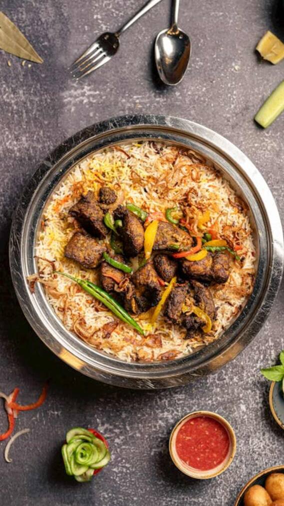 మాంసాహారం తినడంలో తెలుగు రాష్ట్రాలే టాప్!