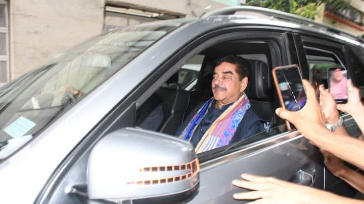 Shatrughan Sinha arrived for his daughter Sonakshi Sinha's wedding to Zaher Iqbal.