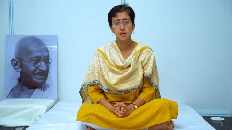 Atishi appeals Haryana government open Hathini Kund Barrage water for Delhi Hunger Strike Atishi Hunger Strike: 'दिल्ली वालों के...', आतिशी की हरियाणा सरकार से अपील