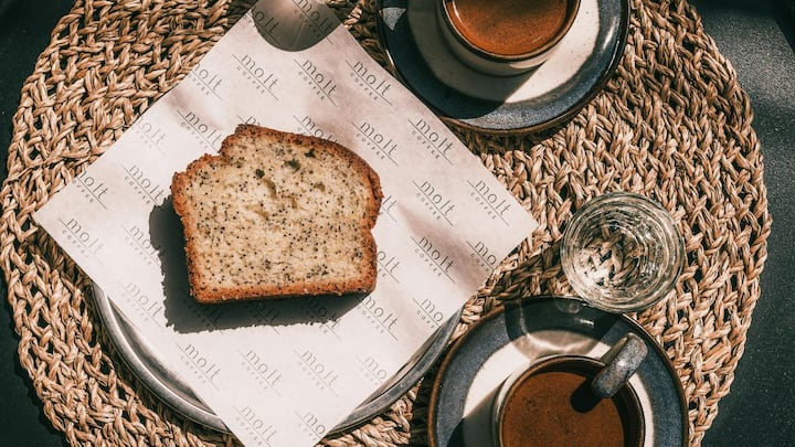 Indian Spice Cake: பள்ளி சென்றுவரும் குழந்தைகளுக்கு மாலை நேர ஸ்நாக்ஸாக ஏதாவது செய்து தர வேண்டும் என்று விரும்புபவர்களுக்கு இந்த கேக் ரெசிபி.