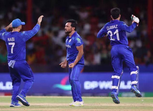 ਇਨ੍ਹਾਂ ਤਸਵੀਰਾਂ 'ਚ ਅਫਗਾਨ ਖਿਡਾਰੀਆਂ ਦੇ ਚਿਹਰਿਆਂ 'ਤੇ ਇਕ ਵੱਖਰੀ ਹੀ ਖੁਸ਼ੀ ਨਜ਼ਰ ਆ ਰਹੀ ਹੈ। ਅਫਗਾਨ ਖਿਡਾਰੀਆਂ ਦੀਆਂ ਇਹ ਤਸਵੀਰਾਂ ਸੱਚਮੁੱਚ ਦੇਖਣ ਯੋਗ ਹਨ।