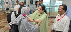 Hajj 2024: हज यात्रियों का पहला जत्था वापस पहुंचा दिल्ली, हज कमेटी की अध्यक्ष ने किया स्वागत