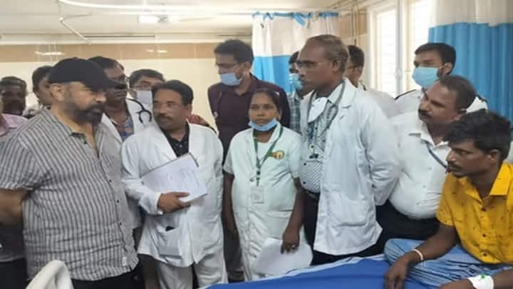 Kamal Haasan meets the  Hooch tragedy victims at the Kallakurichi Medical College and Hospital நேரில் சந்தித்து நலம் விசாரித்த கமல்! கள்ளக்குறிச்சியில் கள்ளச்சாராயம் குடித்து பாதிக்கப்பட்டவர்களுக்கு ஆறுதல்!