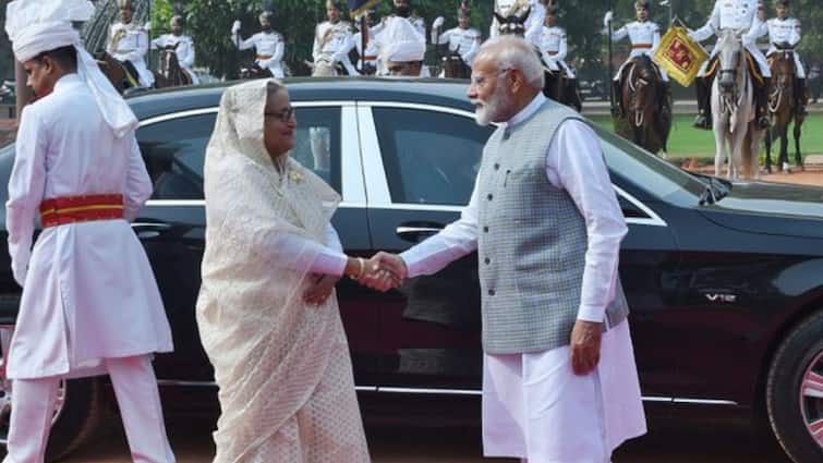  New bus will run between Kolkata Chittagong India Bangladesh Signed 10 Agreements PM Modi Sheikh Hasina meeting कोलकाता से चटगांव के बीच चलेगी नई बस, भारत और बांग्लादेश ने इन 10 समझौतों पर किए हस्ताक्षर
