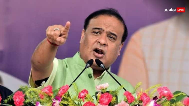 Assam CM himanta biswa sarma attack bangladeshi for giving congress vote also said them communal Himanta Biswa Sarma: 'बांग्लादेशी मूुल के मुस्लिमों ने कांग्रेस को...', लोकसभा चुनाव को लेकर हिमंत बिस्वा सरमा का बड़ा दावा