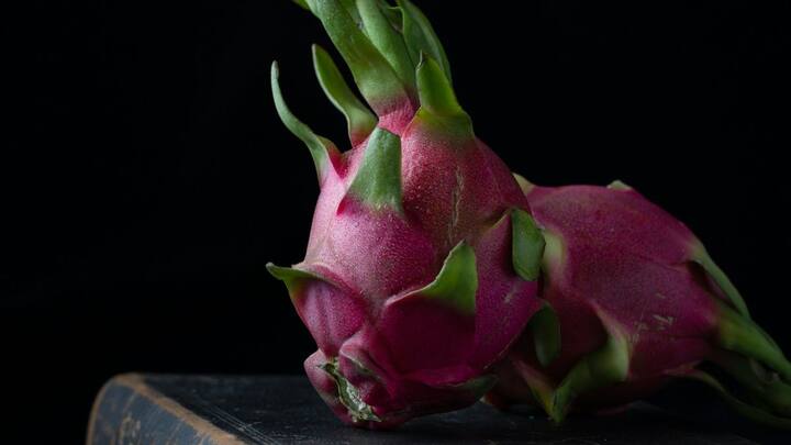 புளிப்புச் சுவையுடைய இந்தப் பழம் சர்க்கரை நோயாளிகளுக்கு நன்மை பயக்கும் என்று பல ஆய்வுகள் கண்டறிந்துள்ளன, ஏனெனில் இது மிகவும் சத்தானது, சில ஆய்வுகள் இதனை நீரிழிவுக்கான சாத்தியமான சிகிச்சையாகவும் பரிந்துரைக்கின்றன. இவை கணைய பீட்டா செல்களை மீளுருவாக்கம் செய்து உடல் பருமன் அபாயத்தைக் குறைப்பதாக ஆய்வுகள் தெரிவித்துள்ளது.