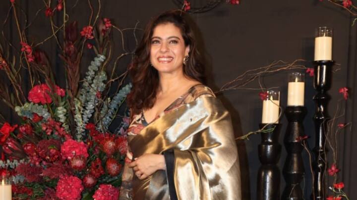 অজয় দেবগণকে দেখা যায়নি। একাই সোনাক্ষী-জাহিরের রিসেপশনে হাজির হন কাজল।