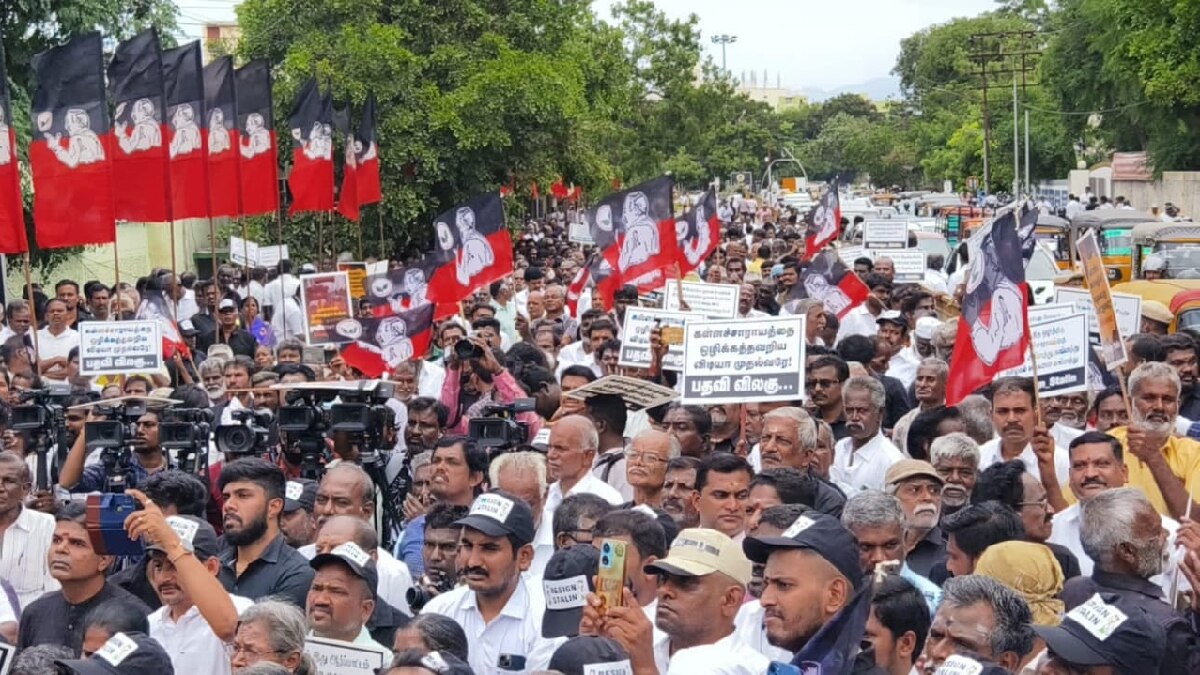 கள்ளக்குறிச்சி விவகாரத்தில் சிபிஐ விசாரணை நடத்த வேண்டும் - எஸ்.பி. வேலுமணி கோரிக்கை