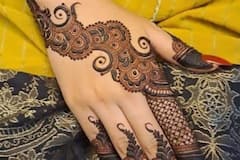 Mehndi Designs: आप भी मेहंदी बनाना सीख रही है, तो इन पांच आसान मेहंदी डिजाइन को भी करें ट्राई