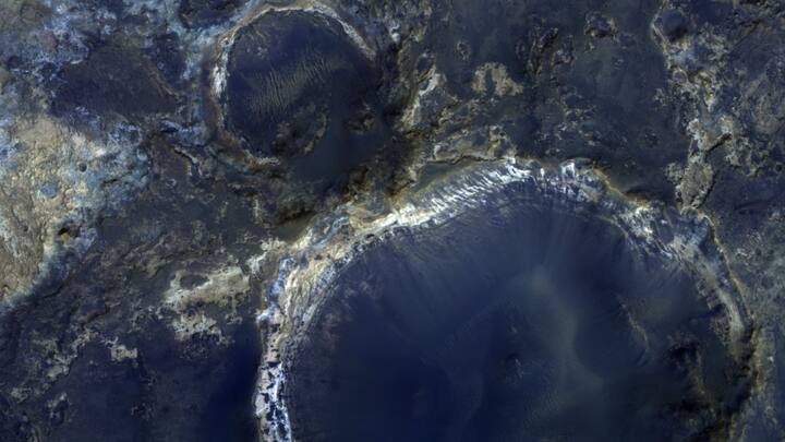 रामायण के मुताबिक, भगवान राम के साथ मौजूद वानरों ने रावण की लंका तक पहुंचने के लिए राम सेतु का निर्माण किया था.