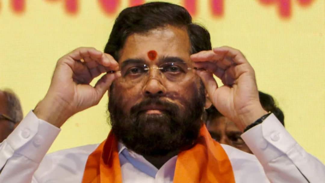 Chief Minister Eknath Shinde visit to Kolhapur cancelled he will attend the Sustainable Development Council online CM Eknath Shinde In Kolhapur : मुख्यमंत्री एकनाथ शिंदेंचा कोल्हापूर दौरा रद्द, शाश्वत विकास परिषदेला ऑनलाईन पद्धतीने उपस्थित राहणार