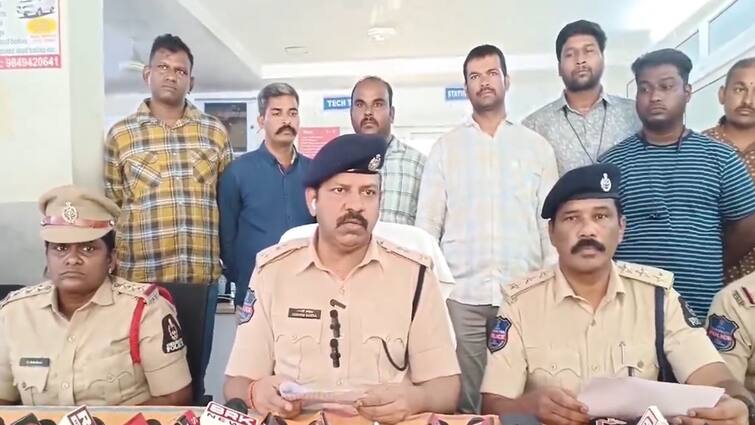 Hyderabad man chain snatching for wife luxury life amberpet police arrests three accused Hydeabad: భార్య జల్సాల కోసం దొంగగా మారిన భర్త! గోవా వెళ్లేందుకు చైన్ స్నాచింగ్!
