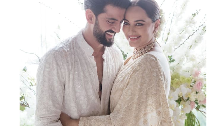 Sonakshi Sinha Wears Mother Poonam Sinha's Ivory Chikankari Saree For Her Wedding With Zaheer Iqbal Sonakshi Sinha Wears Mother Poonam Sinha's Ivory Chikankari Saree For Her Wedding